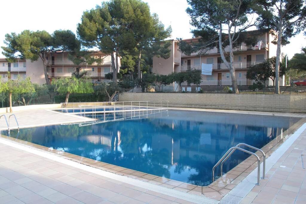 Apartment In Front Of Arrabassada Beach Tarragona Exterior photo